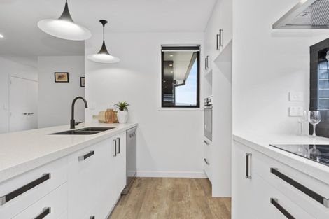 Photo of property in 11 Taioma Close, Papamoa, 3118