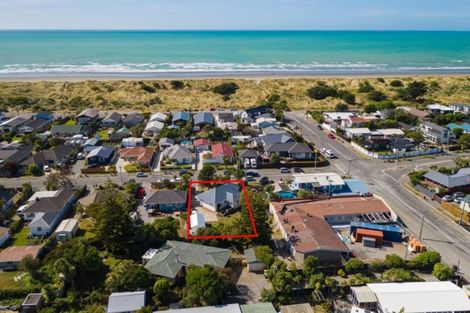 Photo of property in 428 Pine Avenue, South New Brighton, Christchurch, 8062