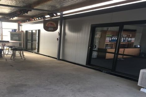 Photo of property in 2060 State Highway 50, Fernhill, Hastings, 4175