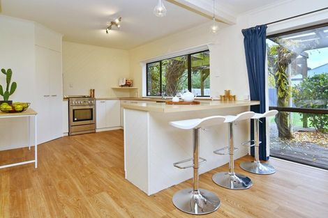 Photo of property in 247 Wainoni Road, Avondale, Christchurch, 8061