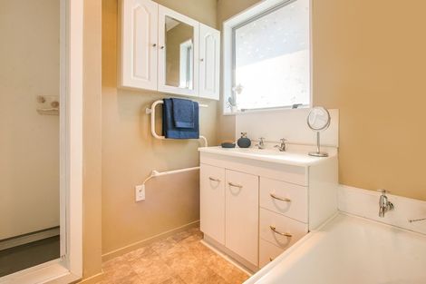 Photo of property in 28 Argyll Crescent, Tamatea, Napier, 4112