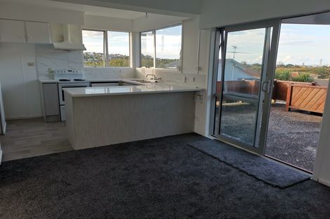 Photo of property in 1/11 Park Avenue, Northcote, Auckland, 0626