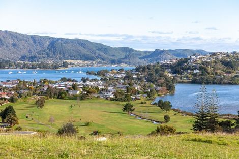 Photo of property in 17 Azimuth Road, Tairua, 3508