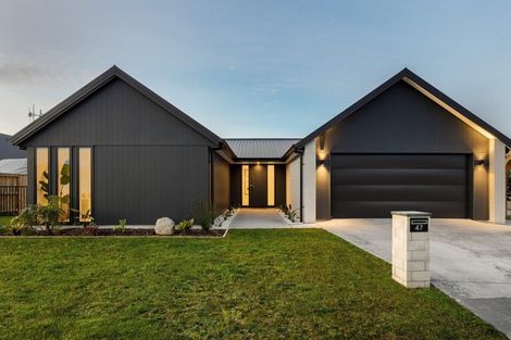 Photo of property in 47 Colpoma Close, Papamoa Beach, Papamoa, 3118