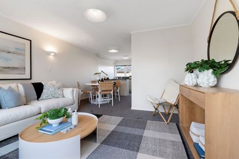 Photo of property in 2/67 Vauxhall Road, Devonport, Auckland, 0624