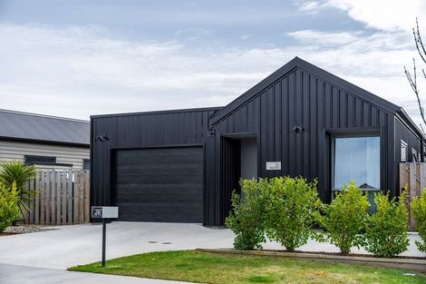 Photo of property in 26 Obelisk Street, Wanaka, 9305