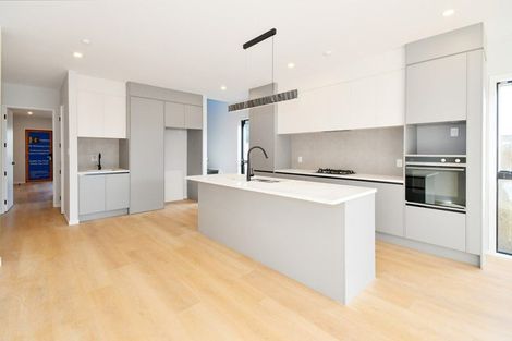 Photo of property in 22 Waimarie Drive, Karaka, 2578