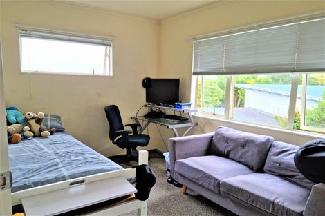 Photo of property in 3/111 Manuka Road, Bayview, Auckland, 0629