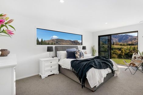 Photo of property in 86 Mountain View Road, Dalefield, Queenstown, 9371