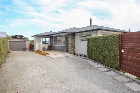 Photo of property in 13 Kenilworth Road, Oamaru North, Oamaru, 9400