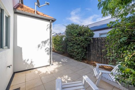 Photo of property in 58 Hewitts Road, Merivale, Christchurch, 8014