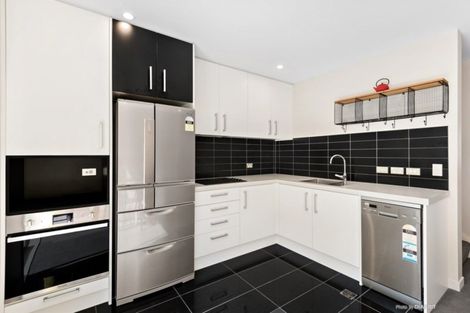 Photo of property in 20/8 Thatcher Crescent, Crofton Downs, Wellington, 6035