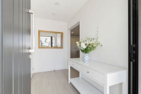 Photo of property in 10 Shillingford Boulevard, Rolleston, 7615