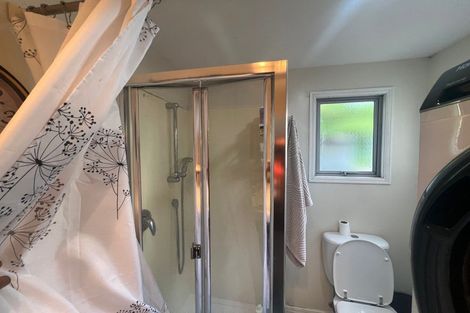 Photo of property in 19 East Coast Road, Milford, Auckland, 0620