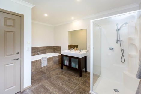 Photo of property in 1140a Maymorn Road, Maymorn, Upper Hutt, 5018