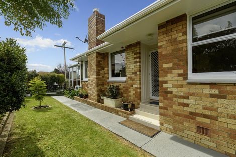 Photo of property in 2 Rimu Street, Gate Pa, Tauranga, 3112