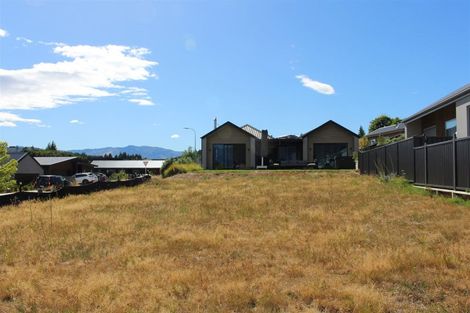 Photo of property in 1 Scurr Terrace, Wanaka, 9305