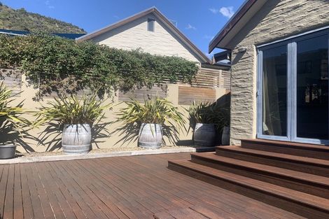 Photo of property in 11 Ansted Place, Wanaka, 9305