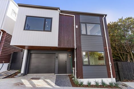 Photo of property in 6/30 Kiteroa Terrace, Rothesay Bay, Auckland, 0630