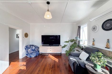Photo of property in 97 Niblett Street, Whanganui, 4500