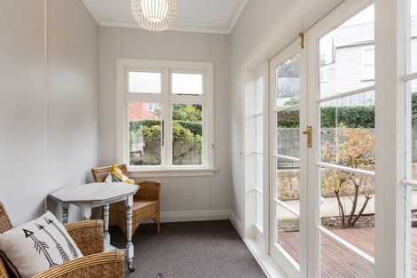 Photo of property in 8 Kilgour Street, Roslyn, Dunedin, 9010