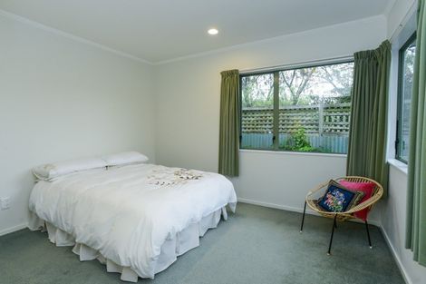 Photo of property in 2/43a O'dowd Road, Taradale, Napier, 4112