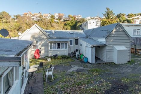 Photo of property in 37 Shakespeare Road, Bluff Hill, Napier, 4110