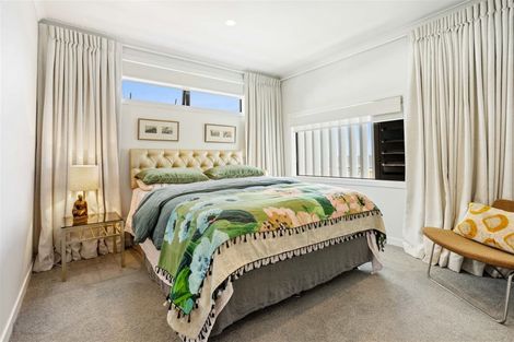 Photo of property in 19 Frank Gill Road, Hobsonville, Auckland, 0616