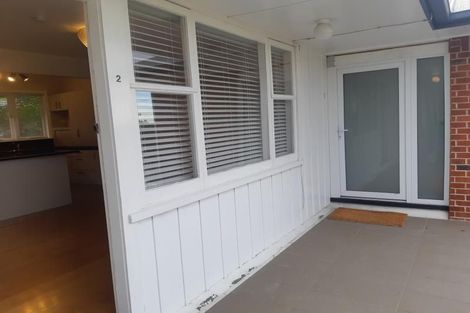 Photo of property in 2/15 East Coast Road, Milford, Auckland, 0620