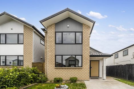 Photo of property in 14 Kearns Drive, Hobsonville, Auckland, 0616