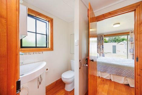Photo of property in 121/123 High Street, Bulls, 4818