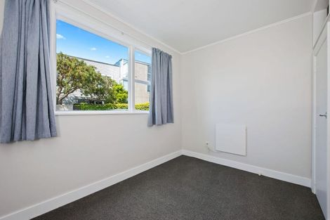 Photo of property in 2 Henry Street, Kilbirnie, Wellington, 6022