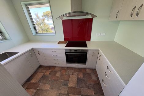 Photo of property in 68 Gurney Road, Kelson, Lower Hutt, 5010