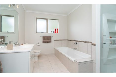 Photo of property in 17 Kedge Drive, Mangawhai, 0505