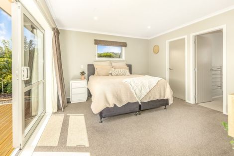 Photo of property in 5 Pearson Place, Paraparaumu, 5032