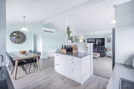 Photo of property in 25a Pohutukawa Drive, Pukete, Hamilton, 3200