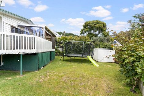 Photo of property in 121 Onemana Drive, Onemana, Whangamata, 3691