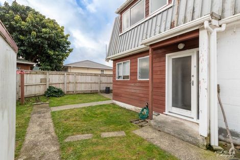 Photo of property in 8j Montgomery Crescent, Clouston Park, Upper Hutt, 5018