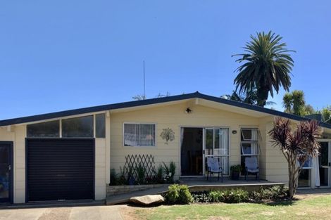 Photo of property in 2 Mary Ann Place, Kaitaia, 0410