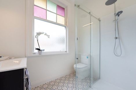 Photo of property in 23 Central Terrace, Kelburn, Wellington, 6012