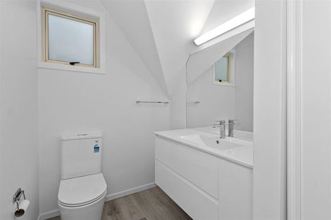 Photo of property in 239 Cannon Hill Crescent, Mount Pleasant, Christchurch, 8081