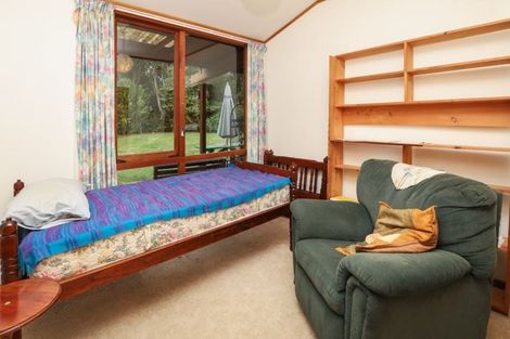 Photo of property in 10 Totara Grove, Hillcrest, Auckland, 0627