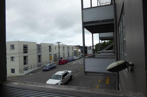 Photo of property in Vespa Apartments, 202/20 Hanson Street, Mount Cook, Wellington, 6021