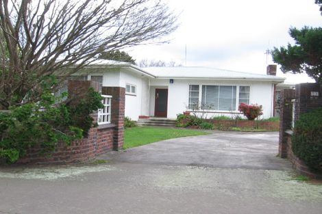 Photo of property in 583 Featherston Street, Roslyn, Palmerston North, 4414