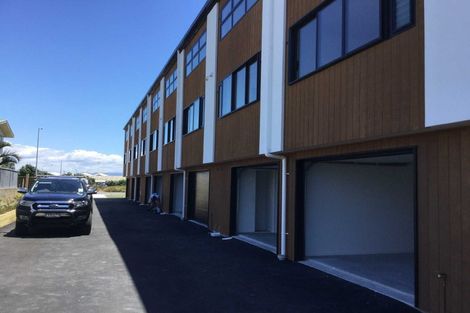 Photo of property in 4/63 Tawa Street, Mount Maunganui, 3116