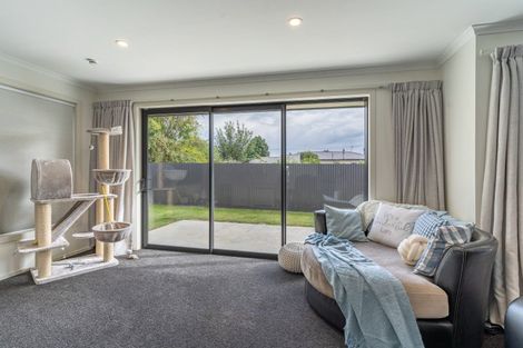 Photo of property in 40 Queen Street, Winton, 9720