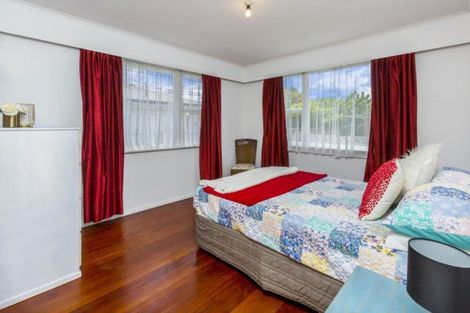 Photo of property in 42 Kashmir Avenue, Clouston Park, Upper Hutt, 5018