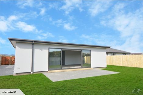 Photo of property in 33 Kingsbridge West, Burwood, Christchurch, 8083