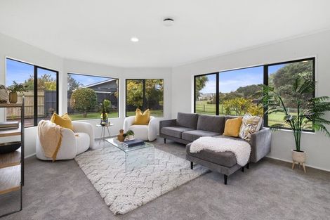 Photo of property in 8 Morestead Avenue, Huntington Park, Auckland, 2013