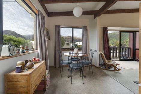 Photo of property in 18b Bracken Street, Arrowtown, 9302